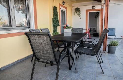 Tymbaki Apartment | Arena's Place