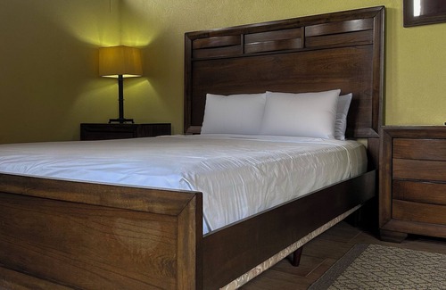 La Fortuna Hotel | Arenal Roca Suites