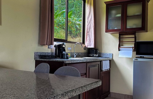 La Fortuna Hotel | Arenal Roca Suites