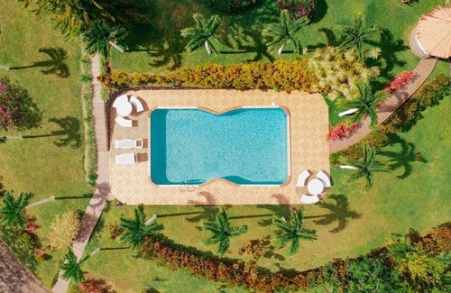 Arenal House | Arenal Springs Villas by the Lake. 4 Villas and a Pool on a 13 Acre Estate