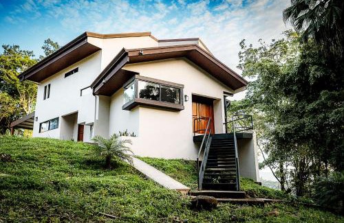 Arenal Villa | Arenal Summit