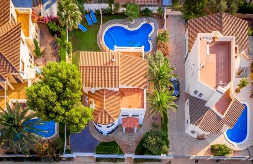 Miami Platja Villa | ARENDA Pino Alto Villa Gallo