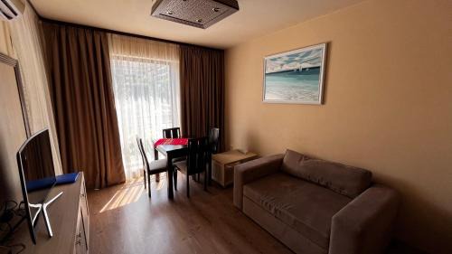 Golden Sands Apartment | ARGISHT SUPERIOR APARTMENT