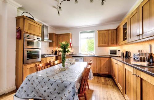 Dunoon House | Argyll Farmhouse-Idyllic Setting-Sleeps10