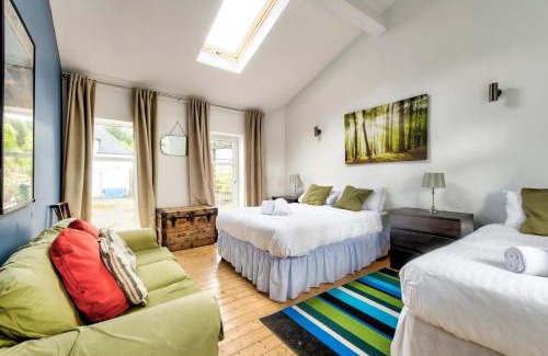 Dunoon House | Argyll Farmhouse-Idyllic Setting-Sleeps10