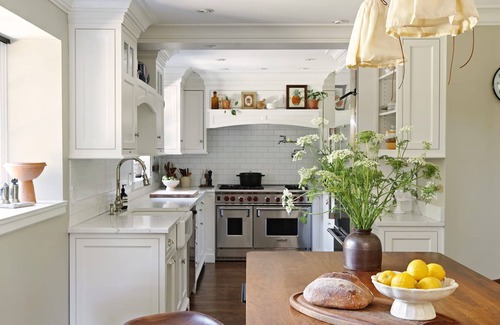 Northwest Harwinton Villa | Argyll House by Boutique