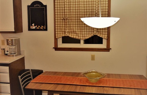 Grand Forks Apartment | Arhaus 2 : experience a chic and inviting accommodation in Grand Forks.