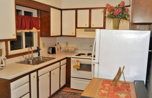 Grand Forks Apartment | Arhaus 2