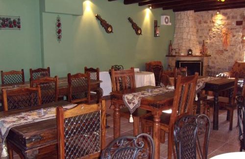 Vlacherna House | Arhontiko Kordopati Traditional Guesthouse