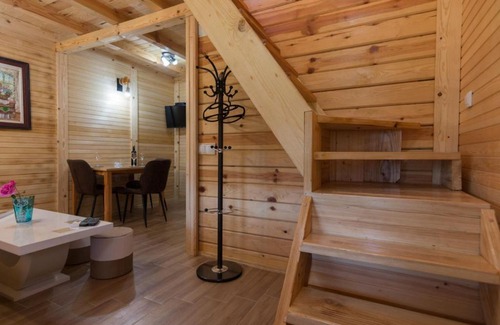 Mokra Gora Ski Chalet | Arielove kolibe