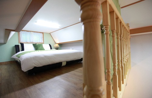 Heungjeonggyegok House | Ario Pension