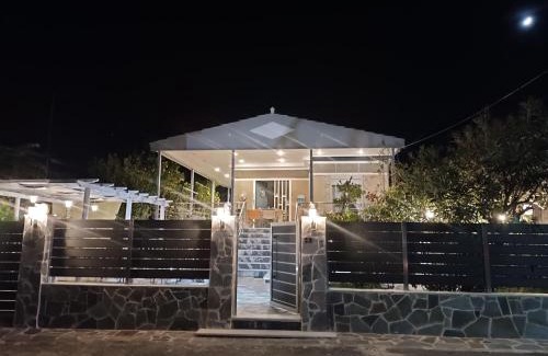 Agii Apostoli House | Aris