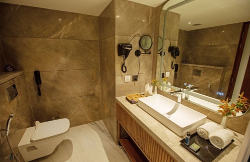 Sualkuchi Hotel | ARISTA BY AMBITION