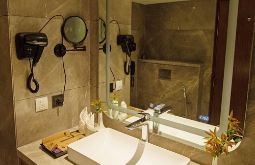 Sualkuchi Hotel | ARISTA BY AMBITION