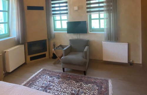 Aristi Apartment | Aristi boutique stonehouse with attic