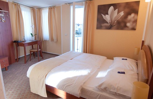 Bernhausen Hotel | Aristo Hotel