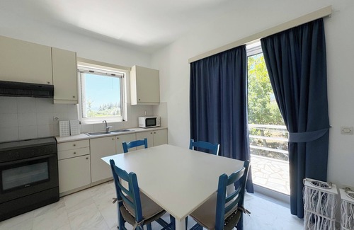 Skala Kallonis Apartment | "Arisvi House": 1- bedroom, 50 sq.m. in Carpe Diem Villas & Houses
