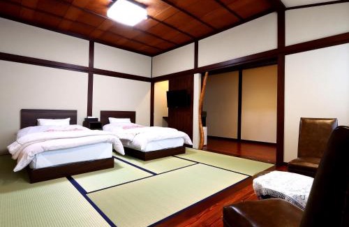 Togura Kamiyamada Onsen Hotel | Aritaya Ryokan
