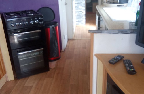 Camber House | Arizona caravan 3 bedrooms on parkdean resorts camber .