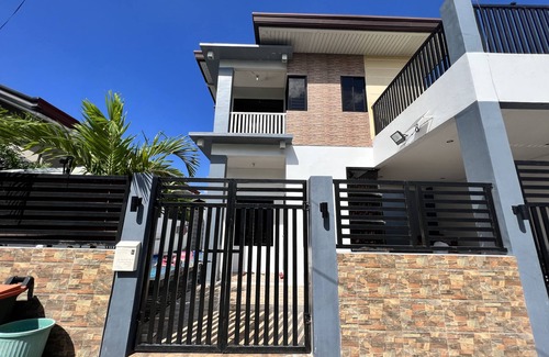 Angeles City House | Arizona Splash Private Pool Villa