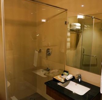 Palakkad Hotel | ARK HOTEL AND CONVENTION CENTRE