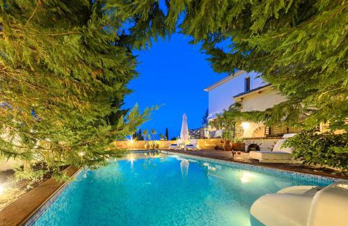 Mouzaki Villa | Ark Luxury & Private Villa
