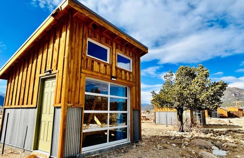 Buena Vista Cabin | Arkansas River Cabin + Breakfast (A)