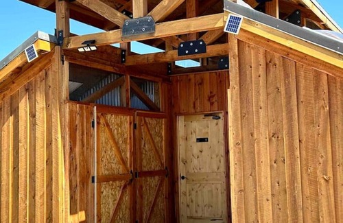 Buena Vista Cabin | Arkansas River Cabin + Breakfast (A)