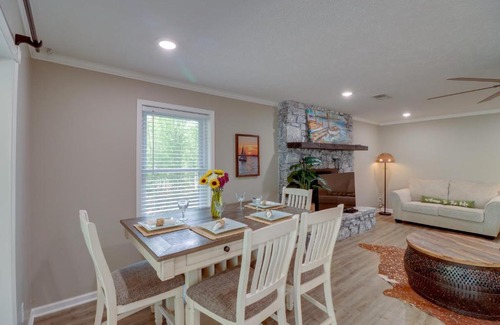 Greers Ferry House | Arkansas Vacation Rental on Greers Ferry Lake!