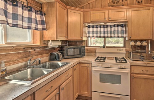 Friendship Apartment | Arkdale Studio Cabin w/On-Site ATV Trails!