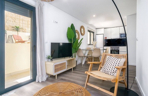 Se Apartment | Arla Brown Apartment, Wifi, AC, Terrace !New!