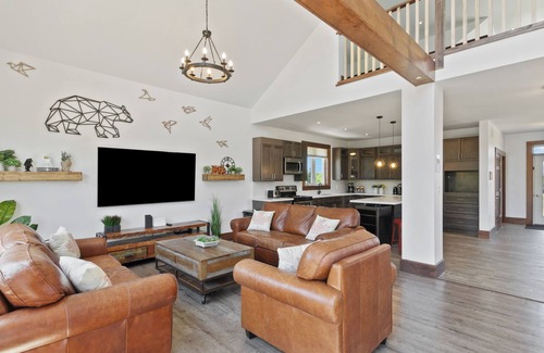 The Blue Mountains Ski Chalet | Arlberg Chalets