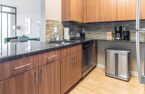 Radnor - Fort Myer Heights Apartment | Arlington 1BR Corporate Rental w/ Concierge + Gym