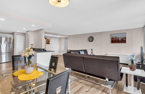 Crystal City Apartment | Arlington 2BR/2Ba Apartment in Crystal City by RedAwning