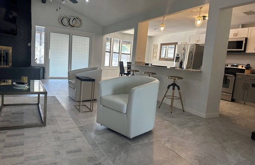 Grand Prairie House | Arlington/Grand Prairie Stay