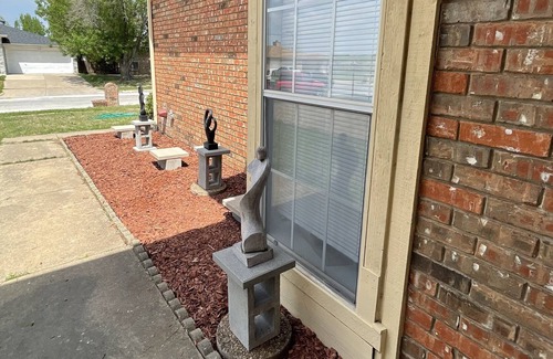 South Arlington House | Arlington House 3br 2bath Sleep 6 - Shopping malls, GM Financial, MCA hospital