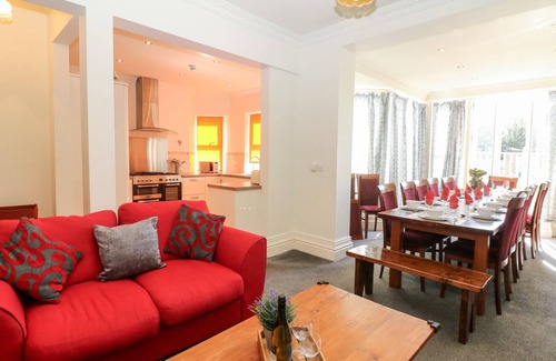 Matlock Cottage | ARLINGTON HOUSE, family friendly, luxury holiday cottage in Matlock