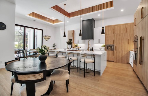 Arlington Park House | Arlington Oasis - Luxury 5 Bed Home, Heated Pool, E-bikes by Gulf Coast Holiday Homes