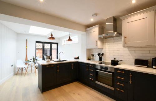 Orford House | Arlo Cottage, Orford