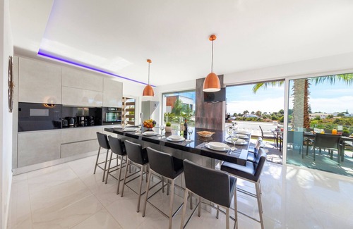 Armacao de Pera Villa | Armação de Pêra: villa with heatable pool & BBQ
