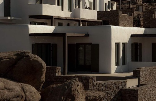 Plintri Hotel | Armacaas Mykonos Hotel