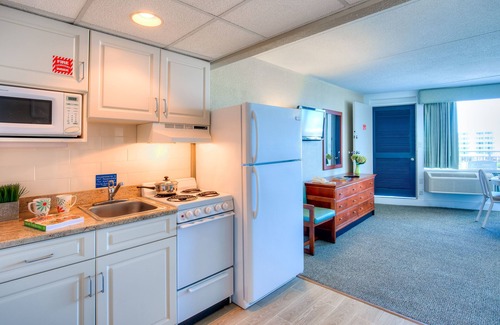 Wildwood Crest Hotel | Armada By-the-Sea