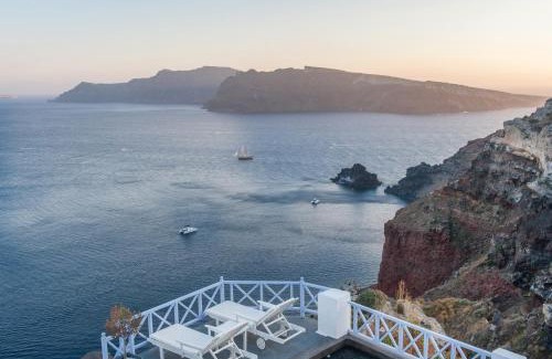 Oia Hotel | Armeni Village