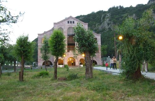 Jermuk Hotel | Armenia Hotel