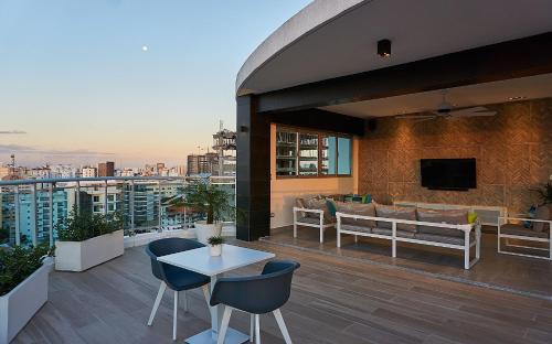 Downtown Santo Domingo Apartment | Armonia 24 suites by Yellowkey
