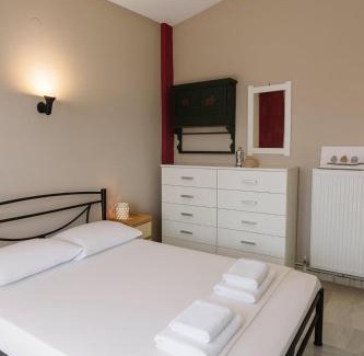 Kokkinon Neron House | Armonia house