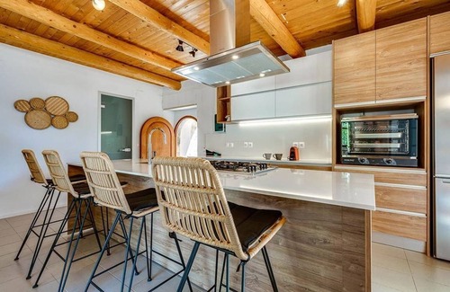 Douliana Villa | Armonia Retreat - yoga studio - gym - sauna - pool available