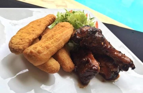 Sandy Bay House | Arms of Charms Guesthouse