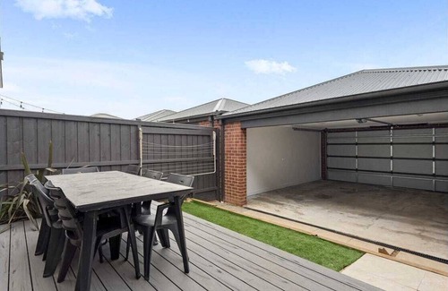 Armstrong Creek House | Armstrong Creek Abode