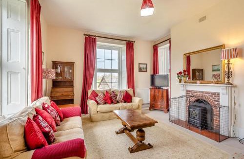 Pulham House | Armswell House